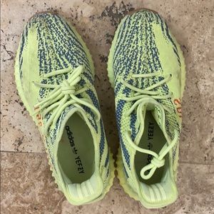 Adidas Yeezy Boost 350 V2 Semi Frozen Yellow